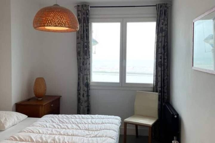 Location de vacances pour 8 personnes, avec Terrasse dans Office de Tourisme d'Agon Coutainville - 2