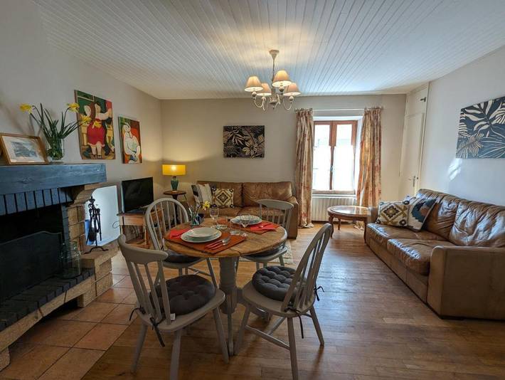 Cottage pour 4 personnes, avec vue à Saint-Germain-de-Confolens