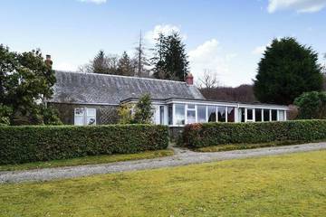 Log Cabin for 6 People in Loch Lomond, Stirling region, Photo 1