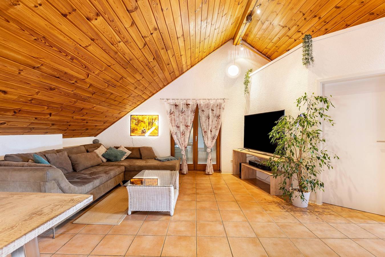 Gästehaus 'Fewo Talblick' mit privater Terrasse, Garten und Wlan in Landkreis Tuttlingen