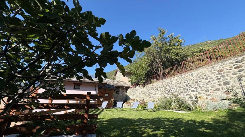 Gîte pour 4 personnes, avec vue et jardin dans Roisan - 4