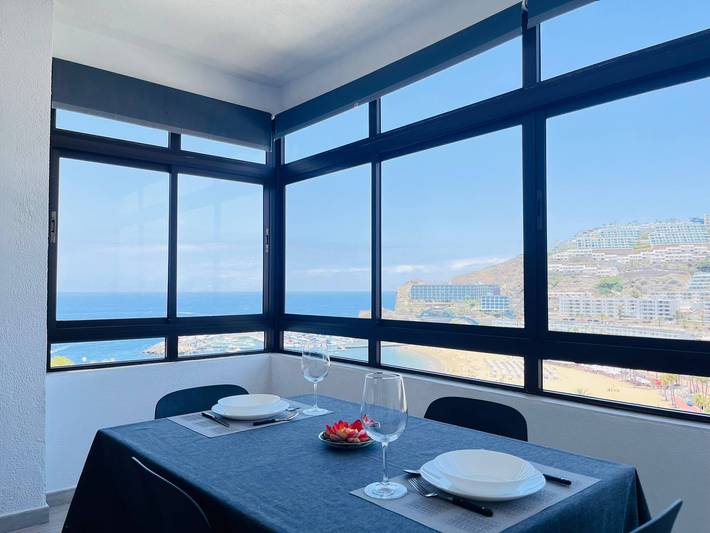 Apartment for 3 people, with ocean view in Puerto Rico Marina