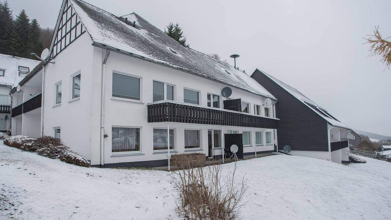 Ganze Ferienwohnung, Ferienwohnung für 4 Personen mit Terrasse in Silbach, Winterberg