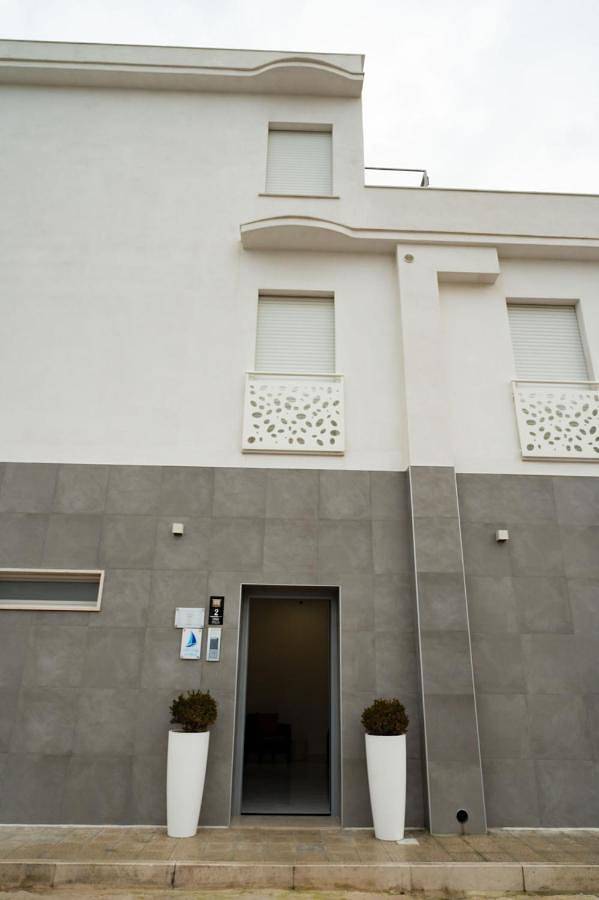 Location de vacances pour 2 personnes, avec Terrasse à Zapponeta - 2