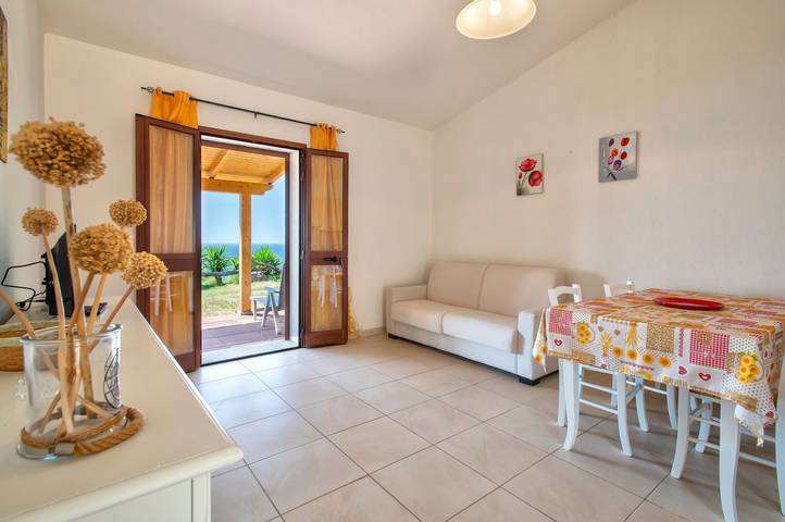 Vacation Home "la casa del guardiano della torre 2" with Sea View in Pischinazza, Trinità d'Agultu e Vignola
