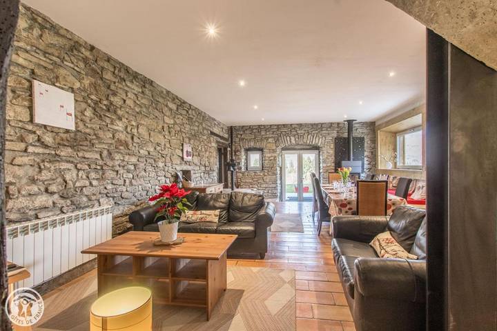 Gîte pour 8 personnes, avec jardin et vue à Châtillon-sur-Cluses - 2