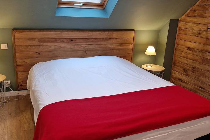 Gîte pour 6 personnes, avec terrasse et jardin à Colleville-sur-Mer - 4