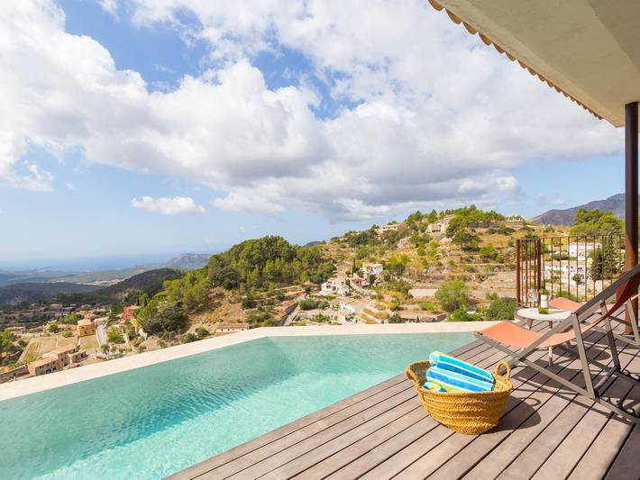Can Jordi - Spectacular villa with infinity pool in Galilea in Galilea, Puigpunyent