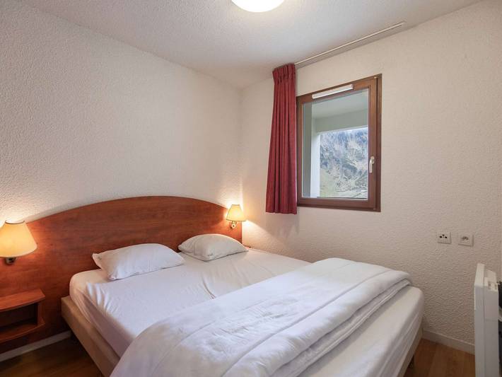 Ganze Wohnung, Geräumiges Duplex mit Südterrasse - 7 Pers. in La Mongie, Bagnères-de-Bigorre