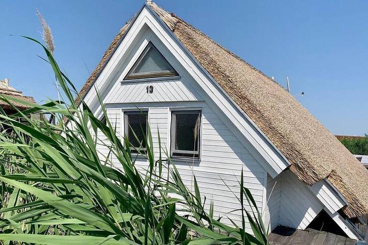 Seehütte Neusiedlersee "Sonnendeck" - Ferienhaus, Dusche, Wc in Rust (Burgenland), Leithaberg