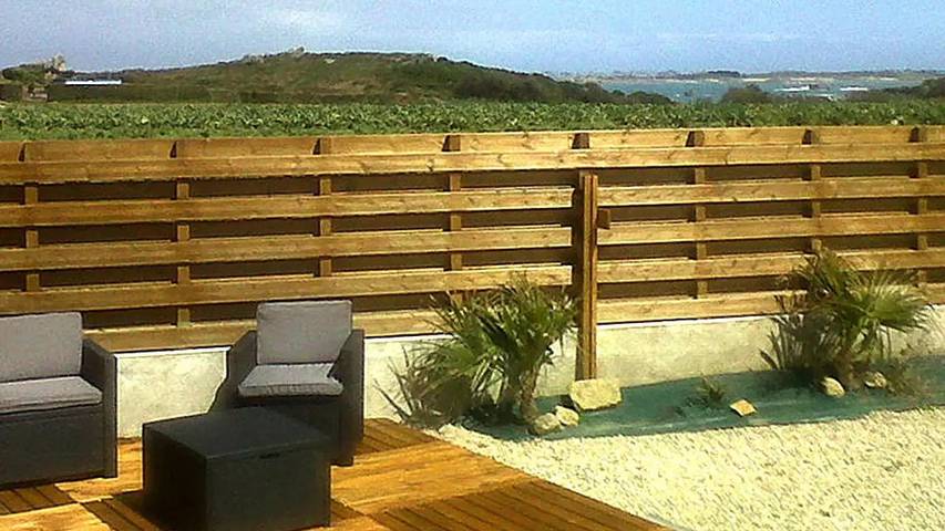Location de vacances pour 6 personnes, avec jardin à Cléder - 3