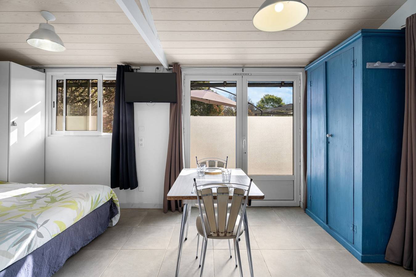 Studio entier, Studio « La Grotte » avec Wi-Fi in Hyeres, Parc national de Port-Cros