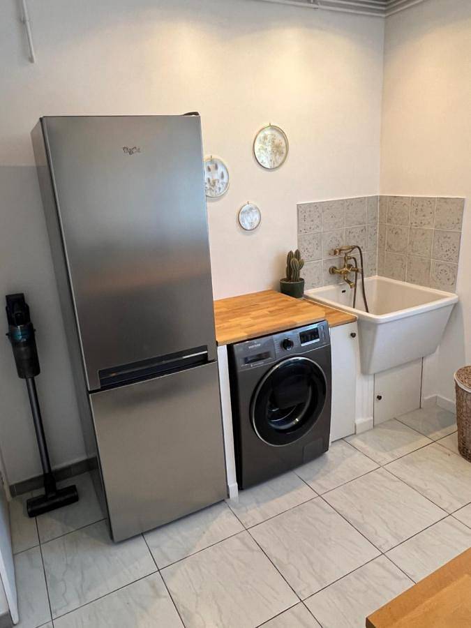 Location de vacances pour 8 personnes, avec vue ainsi que piscine et jardin à Assas (Hérault) - 3