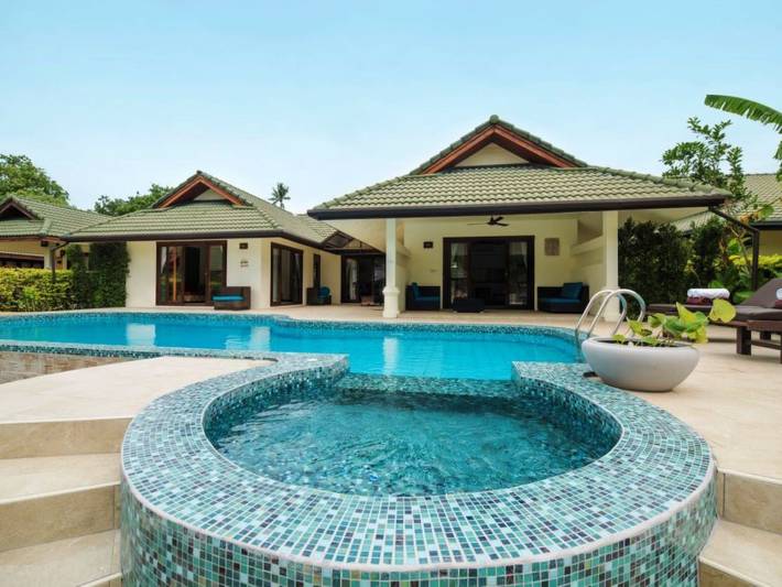 Bungalow para 4 personas, con jardín y piscina en Koh Samui