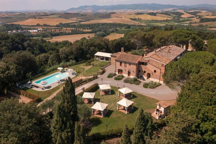 Villa per 4 persone, con piscina e giardino in Pisa e dintorni