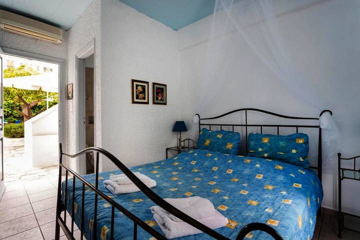 Maison d’hôte pour 2 personnes, avec jardin et terrasse dans Spetses - 2