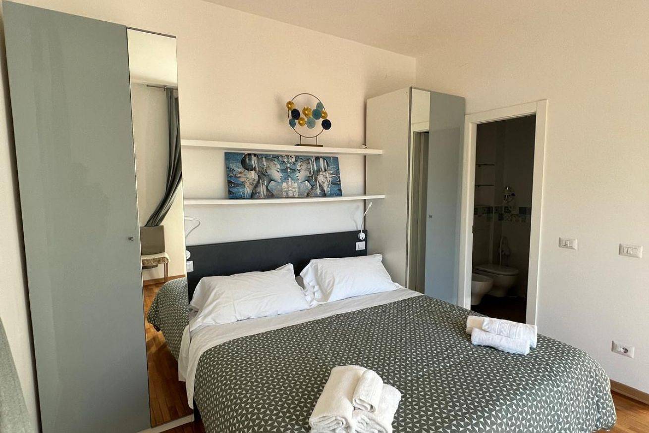 Appartement entier, Guesthost - Galteri Housing Apartment in Pérouse, Province de Pérouse