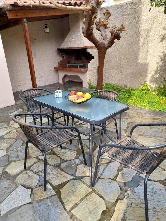 Two-Bedroom House in Anavyssos, Regionalbezirk Ostattika