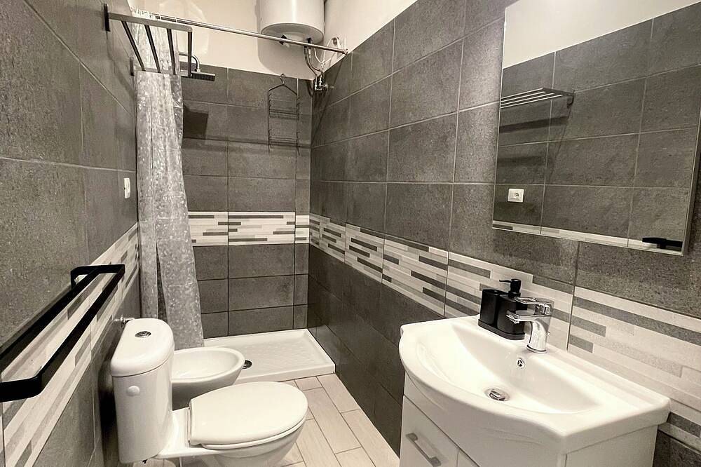 Entire apartment, \"Sunset\" by Little Big Love in Nettuno, Rome Province