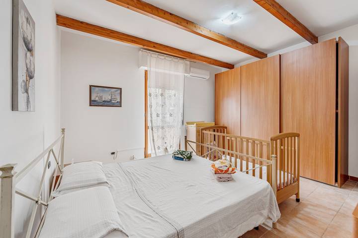 Appartamento intero, Appartamento 'Casa Rustica' con terrazza privata, Wi-Fi e aria condizionata in Gonnesa, Iglesiente