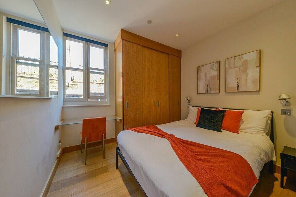 Entire apartment, 10%Offlastminute|2 Bed with Parking and Courtyard in Hertfordshire