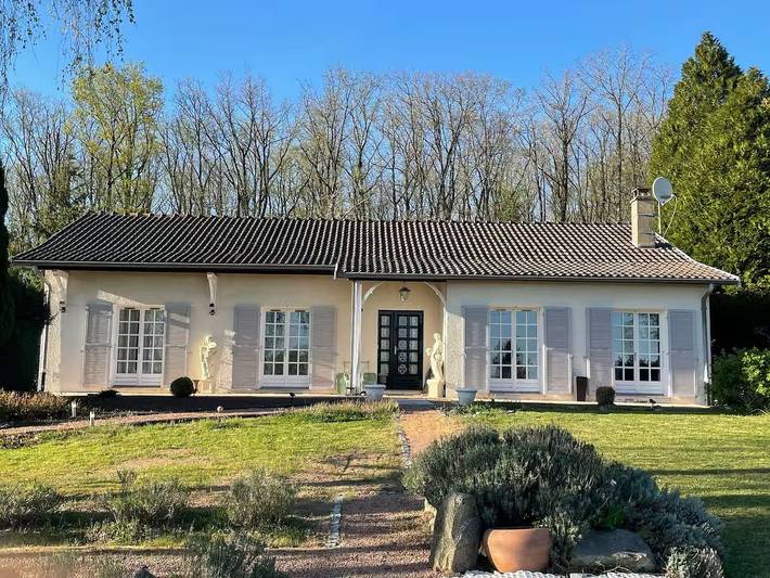 Ferienhaus für 6 Personen mit Garten in La Guiche, Charolles und Umgebung