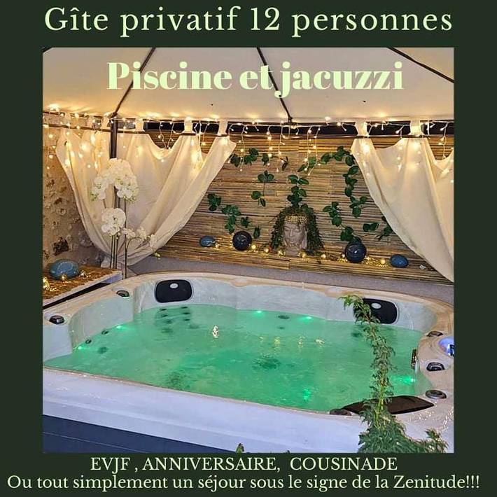 Gîte pour 13 personnes, avec piscine ainsi que vue et jardin, animaux acceptés dans Saudoy