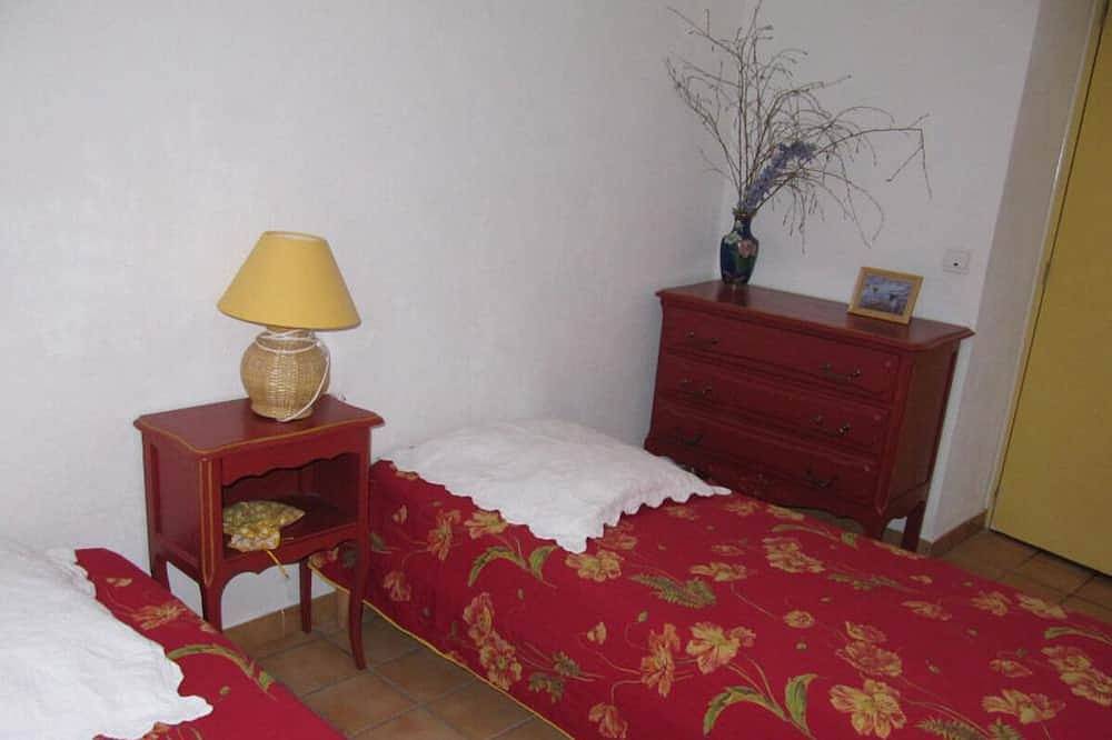 Mas Provençal Avec vue Superbe in La Verdière, Brignoles Region