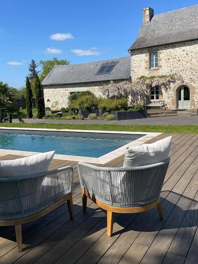 Location de vacances pour 9 personnes, avec piscine ainsi que jardin et vue dans Val-d'Izé - 3