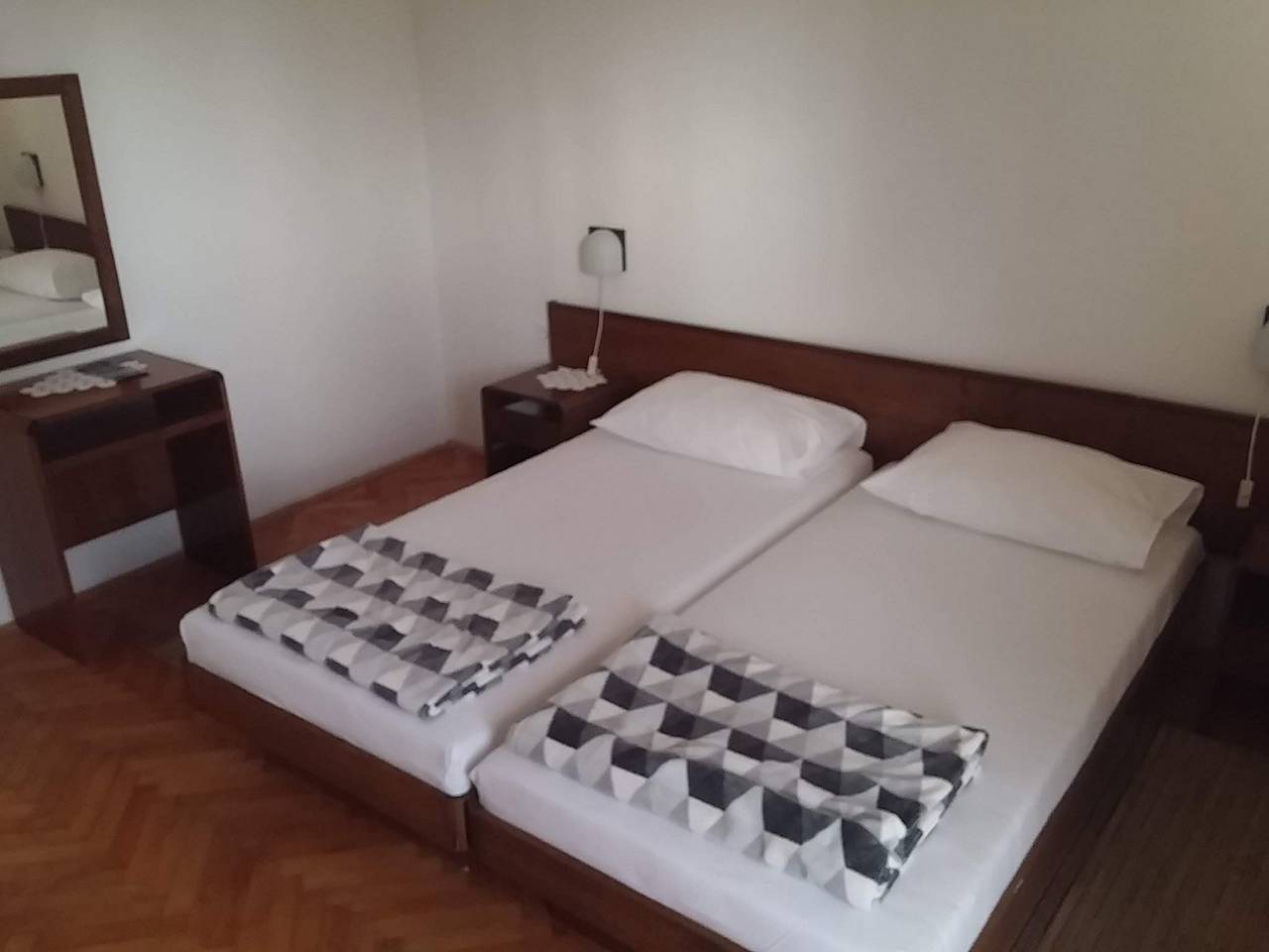 Ganze Wohnung, Katarina mit Garten und Grill in Novi Vinodolski, Primorje-Gorski Kotar