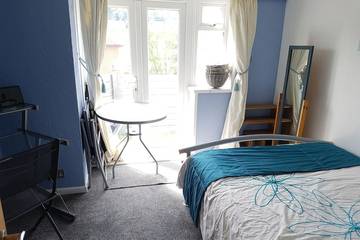 Apartment for 5 People in Torquay, Torbay, Photo 1