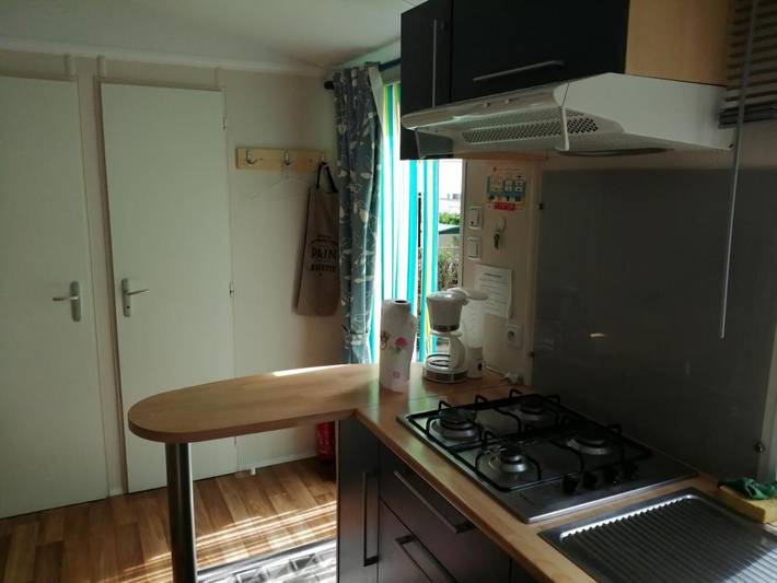 Camping pour 4 personnes, avec terrasse et piscine à Saint-Pierre-d'Oléron - 2