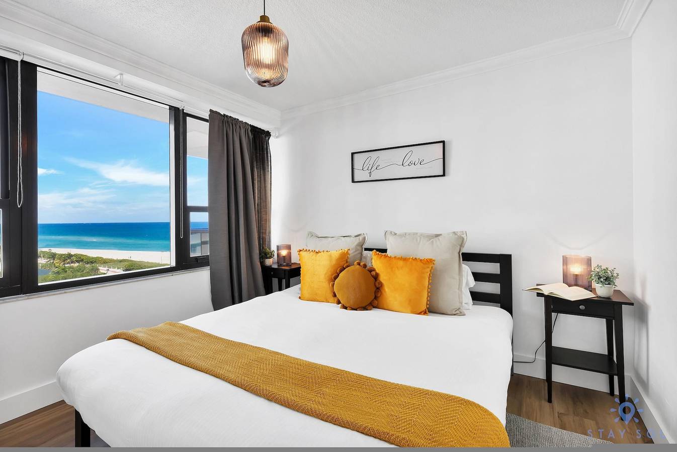 Apartamento entero, 2Br Pool Ocean View in Miami Beach, Florida