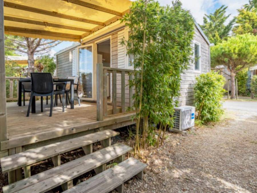 Camping Paradis Au port de l'houmeau. - Mobilhome 4 personnes - 2 chambres Diamant 4 personnes in L'Houmeau, Région de La Rochelle