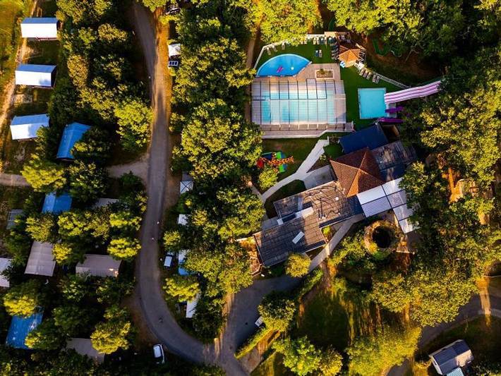 Flower Camping Lac aux Oiseaux - Mobilheim 4 personen - Mobilheim Komfort 2 Schlafzimmer 4 Personen ohne Klimaanlage in Martiel, Quercy