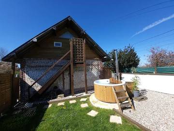 Gîte pour 4 personnes, avec jardin et jacuzzi à Goderville