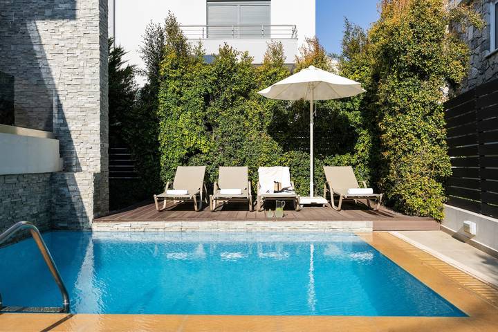 Ferienhaus für 6 Personen, mit Balkon und Terrasse sowie Garten