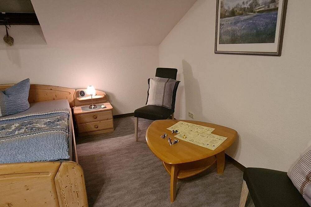 Ganze Wohnung, Ferienwohnung Pia - Appartement/Fewo, Dusche, Wc, 2 Schlafräume in Saarschleife, Mettlach