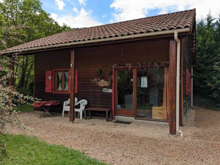 Chalet pour 7 personnes, avec jardin et terrasse, animaux acceptés en Auvergne - 3