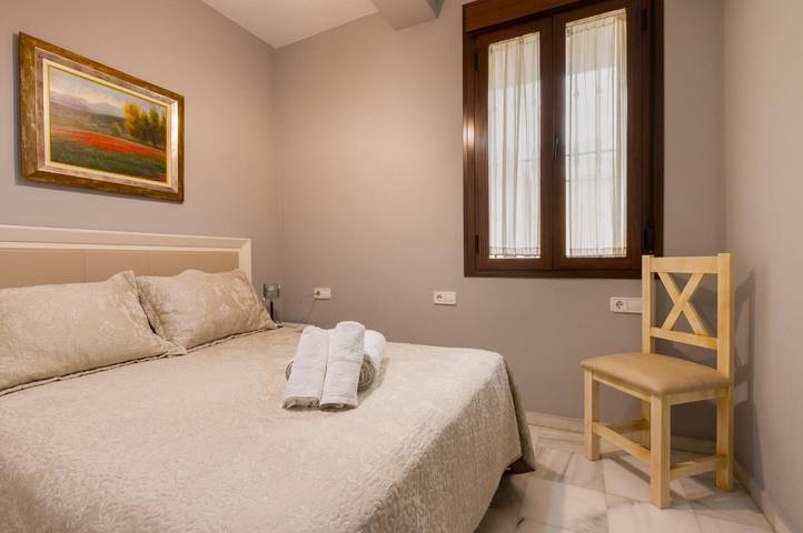 Appartamento intero, Appartamento 'Precioso En Triana' con Wi-Fi e Aria Condizionata in Central Seville, Siviglia