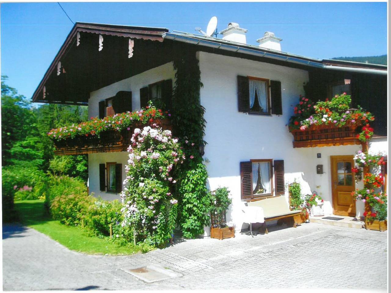 Ganze Ferienwohnung, Ferienwohnung Haus Sonnhügel - Ferienwohnung 2-5 Personen, 65 qm, 2 Schlafzimmer, Nichtraucher, Balkon in Schönau am Königssee, Berchtesgadener Alpen