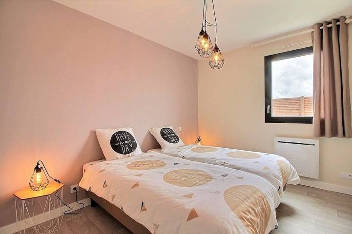 Location de vacances pour 6 personnes, avec jardin et terrasse, animaux acceptés dans Le Dossen - 4