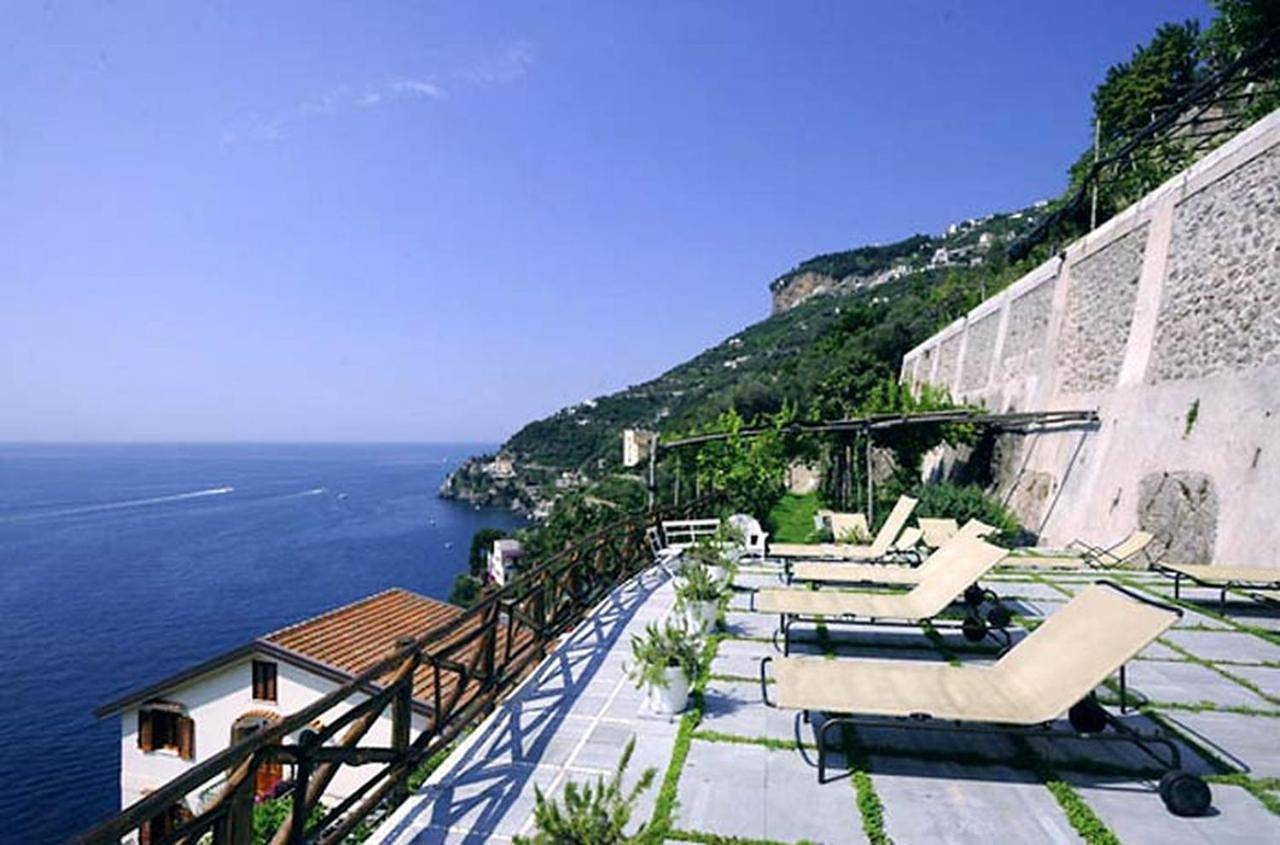 Entire apartment, Apartment with Sea View (4 Adults) in Marmorata, Ravello