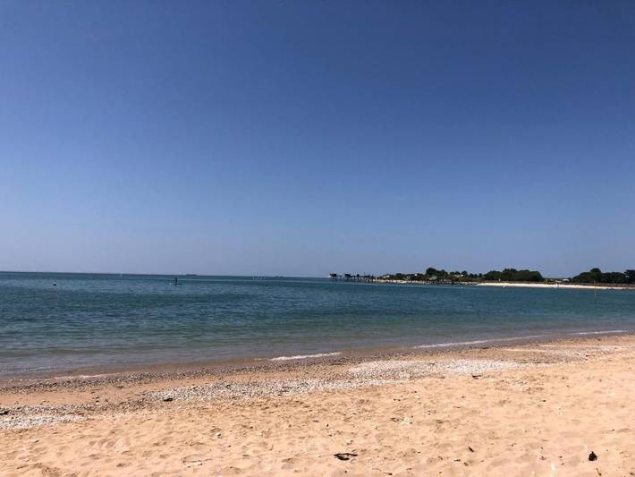 Location de vacances pour 5 personnes, avec terrasse ainsi que jardin et vue dans Plage De La Platerre Angoulins - 2
