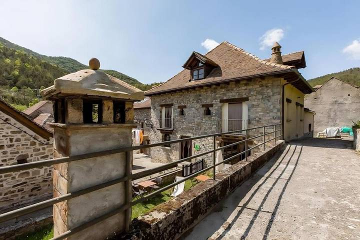 Casa rural para 8 personas, con Balcón y Jardín en La Jacetania - 3