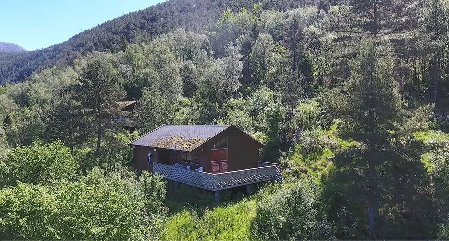 Tolle Ferienhütte Norwegen, im Hardanger Fjordpanorma, Motorboot 20 Ps mietbar in Hardangerfjord