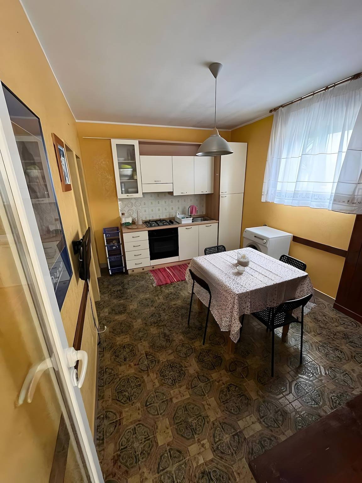 Entire apartment, Apartment 'Villa Burdi' with Sea View, Private Terrace and Air Conditioning in Capitolo, Monopoli