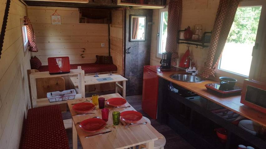 Location de vacances pour 3 personnes, avec jacuzzi ainsi que terrasse et sauna à Longraye - 3