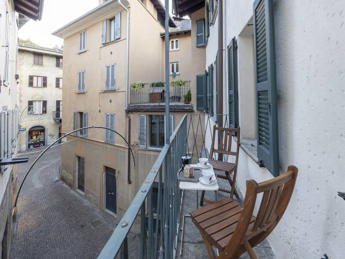 Appartamento intero, Vicolo Ninguarda in Morbegno (Borgo), Morbegno