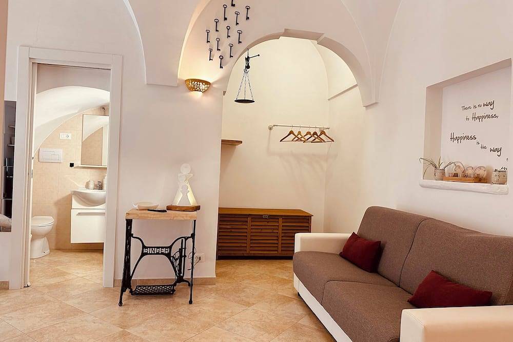Historic Cassiopea house, close to the historic center with parking space in Ceglie Messapica, Salento